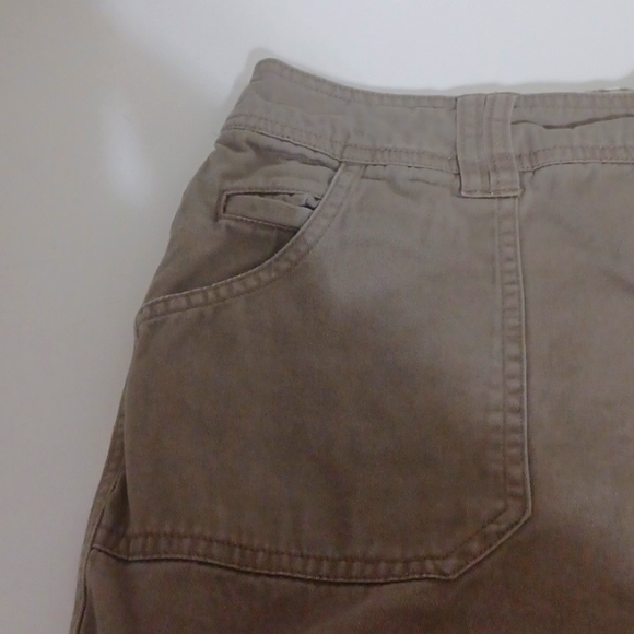 Dressbarn size 12 shorts, brown - Picture 3 of 6